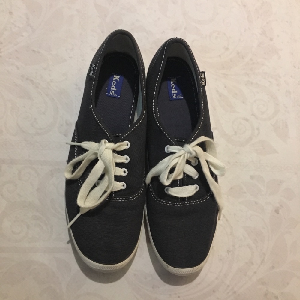 Navy Keds